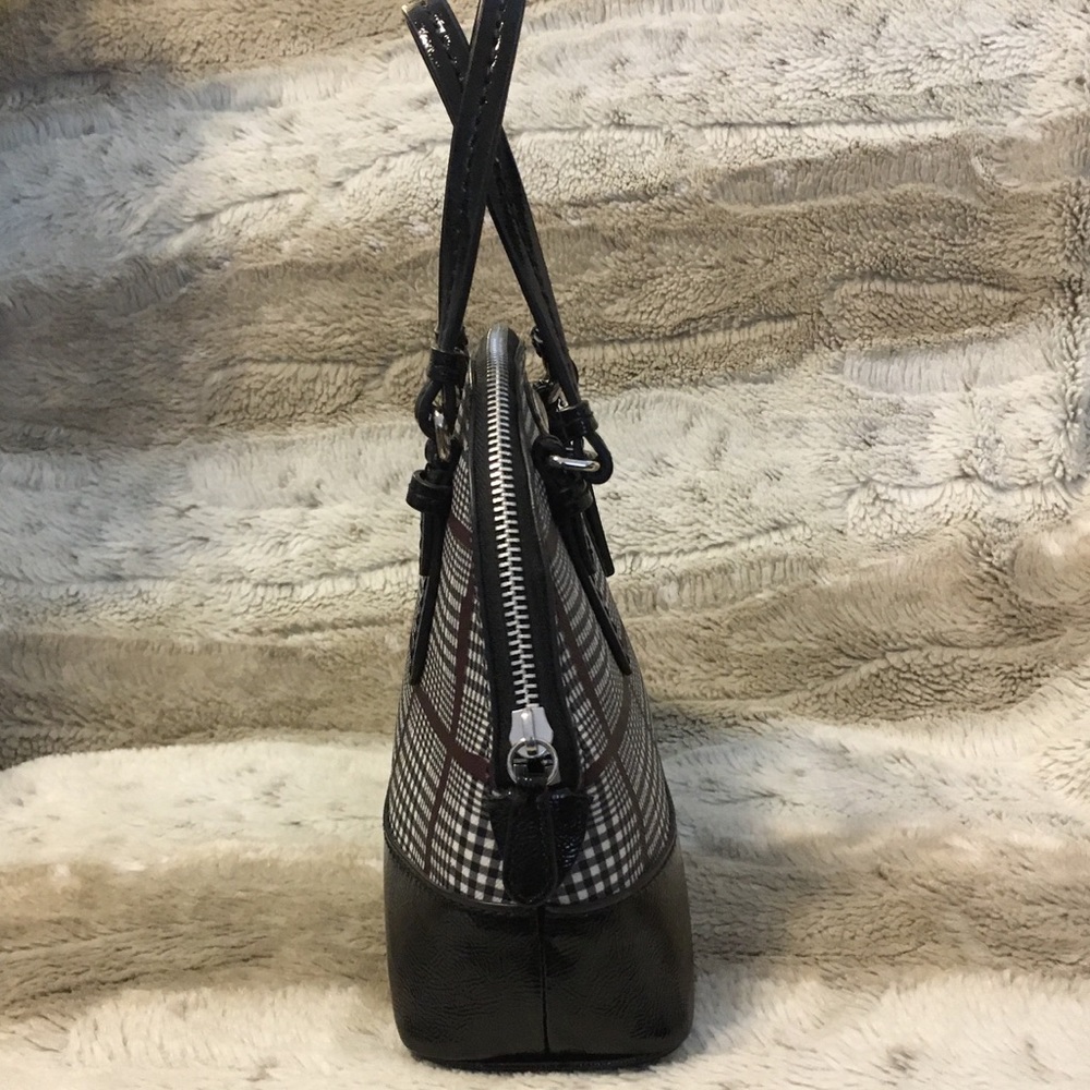 SOLD ON Ⓜ️ Coach Purse - Picture 3 of 6